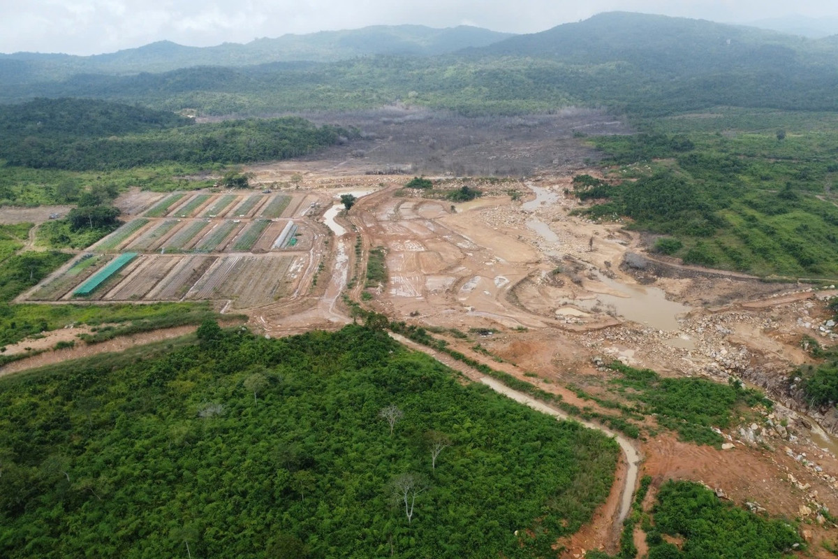 Qua kiểm tra, cơ quan chức năng xác định khu vực trang trại có khoảng 5 hồ chứa nước , 2 hồ bị vỡ, trong đó có 1 hồ chứa nước lớn nhất.