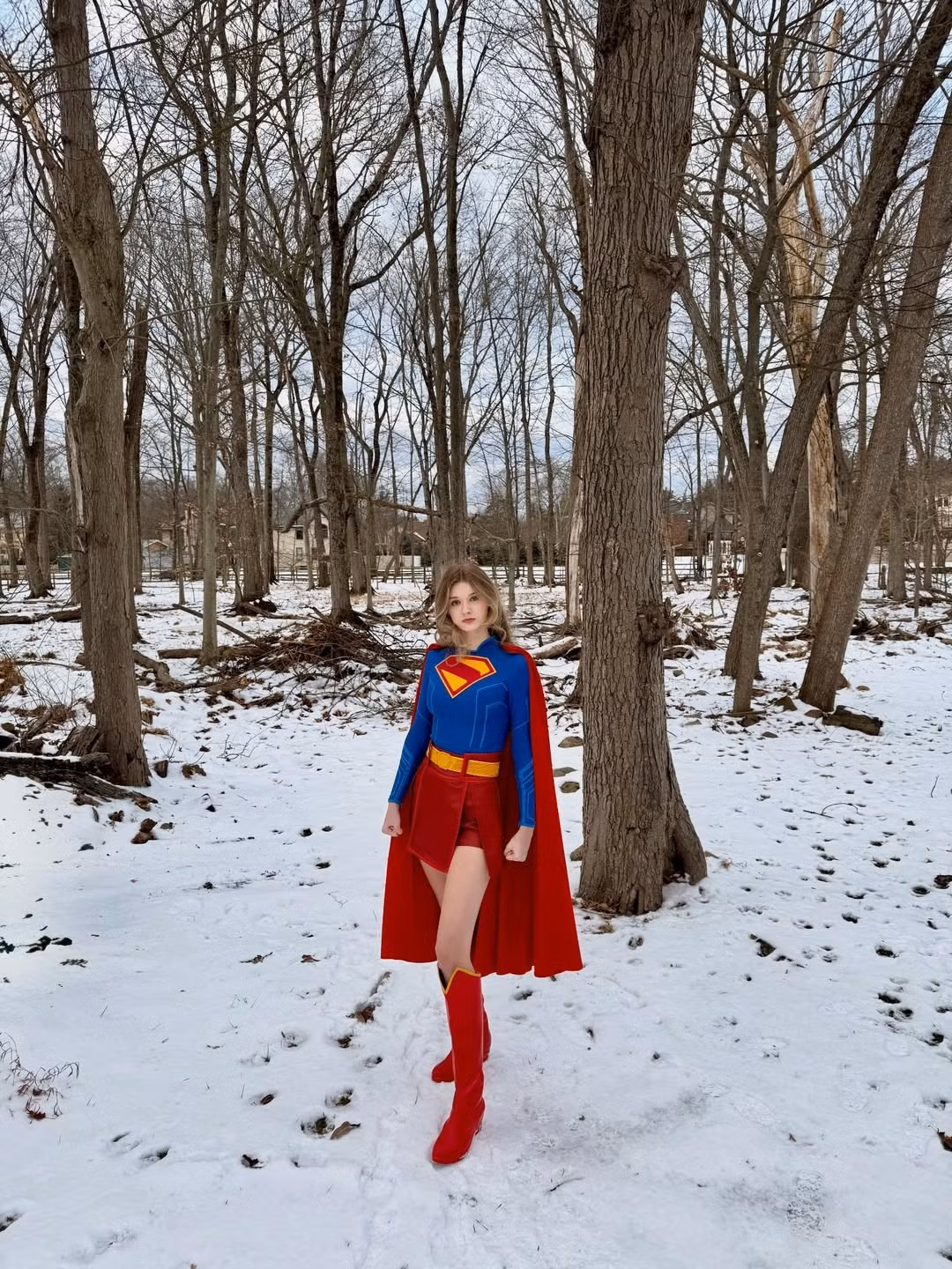 Theo tìm hiểu, cô gái trong ảnh là Kaleigh Talty, một gương mặt không quá xa lạ với cộng đồng mạng quốc tế. Kaleigh hiện đang là một nghệ sĩ indie đầy triển vọng và theo học chuyên ngành Báo chí. (Ảnh: IGNV)