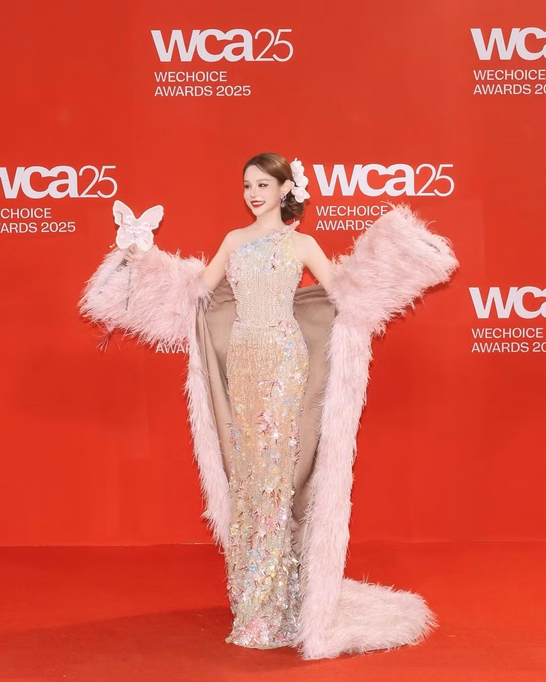 Thời gian gần đây, tên tuổi Huyền Baby phủ sóng mạnh mẽ trở lại sau khi tham gia chương trình "Chị đẹp đạp gió". Cuộc sống xa hoa và sang chảnh của cô nàng cũng được nhiều người quan tâm, bày tỏ sự ngưỡng mộ. (Ảnh: IGNV)