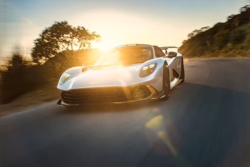 [GALLERY] Siêu xe Valhalla Spider - mui trần mạnh nhất nhà Aston Martin 
