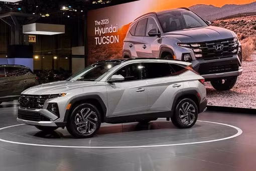 Hyundai Tucson đời cũ vẫn "bán đắt như tôm tươi" dù đời 2027 ra mắt