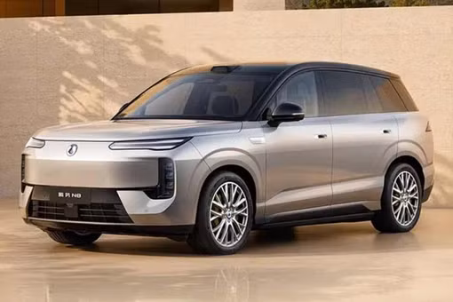 [GALLERY] BYD Denza N8 2027 chạy điện lộ diện, lăn bánh tới hơn 1.000km/sạc