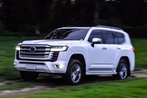 [GALLERY] Toyota Land Cruiser 300 2027 sắp ra mắt, thay đổi ở hệ truyền động