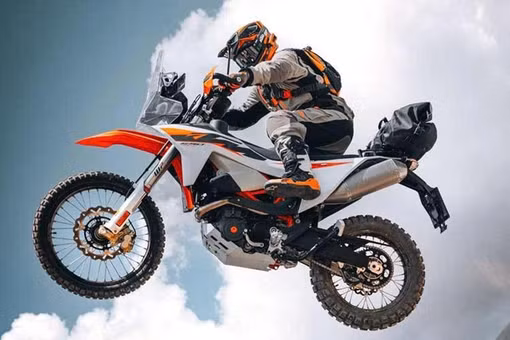 [GALLERY] KTM ra mắt 690 Rally giá mềm - "kẻ kế nhiệm" 640 Adventure