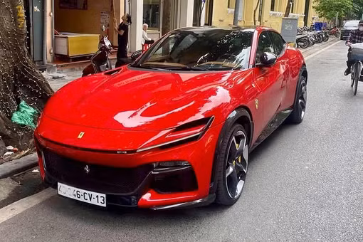 [GALLERY] Ferrari Purosangue đầu tiên lăn bánh tại Hà Nội, khoảng 40 tỷ đồng