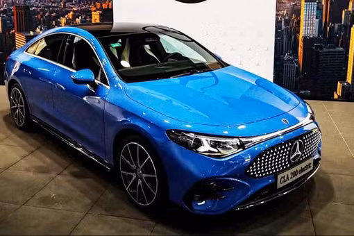 [GALLERY] Tận thấy Mercedes-Benz CLA 200 Electric tại Việt Nam, dưới 1,7 tỷ 