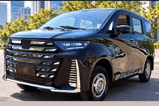 [GALLERY] Nora Metro - MPV điện giá chỉ 300 triệu "nhái" y hệt Toyota Alphard