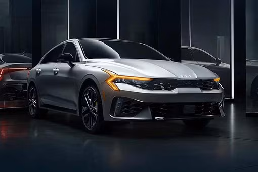 Kia K5 2027 ra mắt - bỏ bản cao cấp nhất, tăng giá bán