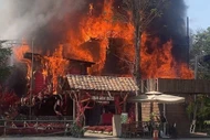 Cháy lớn tại quán cà phê ở TP HCM ngày mùng 6 Tết
