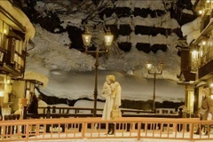 Thị trấn Ginzan Onsen có gì hấp dẫn khiến du khách mê mẩn mỗi mùa tuyết rơi?