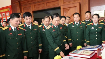 Đại tướng Nguyễn Tân Cương: Học viện Lục quân phải đi đầu đổi mới
