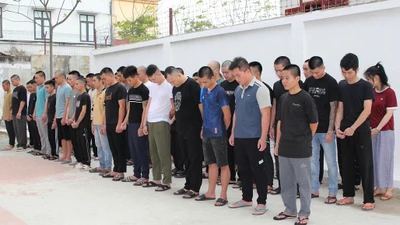 Lừa ngàn người online, đối tượng về quê sống trong biệt thự