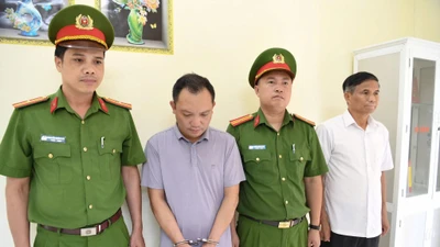Gần 5.000 sản phẩm mỹ phẩm giả bị thu giữ ở Phú Thọ