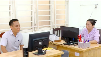 Tích cực triển khai mô hình làm việc “không giấy” 
