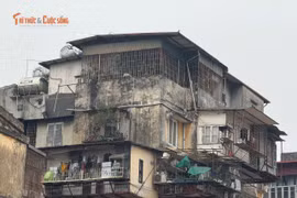 Đê La Thành lộ diện nhiều 'chuồng cọp' sau giải phóng mặt bằng 