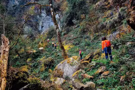 Du lịch mạo hiểm mùa mưa những cảnh báo không thể bỏ qua