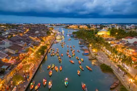 Có gì hấp dẫn mà Việt Nam lọt top 5 điểm đến lý tưởng cho du lịch một mình?