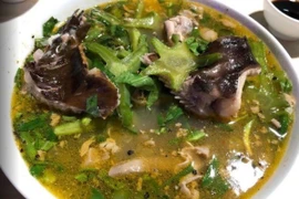 Canh xương rồng cá đuối – Vị thanh mát xứ gió Lào cát trắng