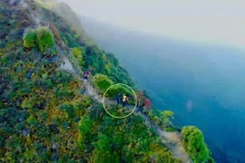 Nữ du khách tố bị leader quấy rối khi trekking Phu Sa Phìn