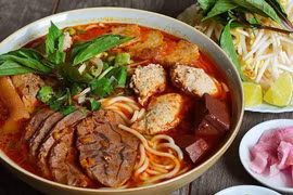 Bún bò Huế lên ngôi di sản, ăn ở đâu cho đúng chuẩn?