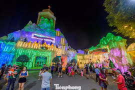 Hòa mình vào không khí Noel lung linh tại các xóm đạo nổi bật TP HCM
