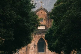 Đan viện Châu Sơn điểm đến cổ kính khiến du khách ngỡ đang ở trời Âu