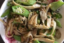 Lạ miệng với đậu bắp xào nấm, ăn một lần là ghiền