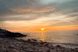 Du lịch đảo Bình Hưng, chọn tour bình dân hay cao cấp?