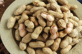 Cách luộc lạc chuẩn đầu bếp, bở thơm, căng mọng, ăn là mê