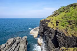 Đến Ghềnh Đá Bàn Than camping đón bình minh