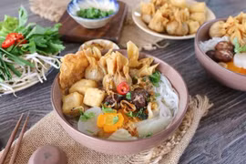 Phở chay, đậu phụ sốt cà chua lọt top ngon nhất châu Á