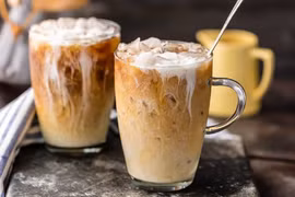 Cà phê sữa thơm ngon nhưng không phải ai cũng nên uống