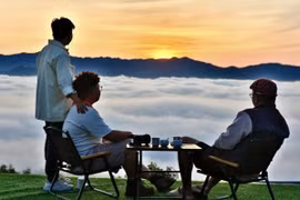 Đồi Vô Ưu, 'ban công' ngắm biển mây của Lâm Đồng