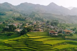 Tả Van lọt top "làng trên mây" đẹp mê hồn của châu Á 