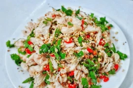 Về Quảng Bình thưởng thức cá nghéo bao tử hiếm lạ 