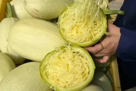 Loại quả đặc biệt tách sợi như mì, ngon miệng lợi sức khỏe