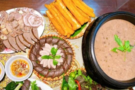 View - Đổi vị ngày mưa với 4 món lẩu cháo đặc sắc của ẩm thực Hà thành | Báo Tri thức và Cuộc sống - TIN TỨC PHỔ BIẾN KIẾN THỨC 24H