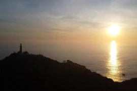 Tết Dương lịch rủ nhau lên Mũi Điện săn bình minh sớm đón chào năm mới