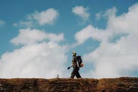 Trekking Y Tý mùa hè có gì hấp dẫn mà khiến du khách mê mẩn?