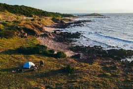 Đến Mũi Yến cắm trại, "săn" mặt trời mọc