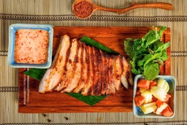 Phần thịt lợn giòn mềm, nhiều chất nhưng 5 nhóm người nên tránh