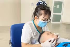 Liên tiếp trẻ bị liệt mặt do nằm điều hòa, quạt sai cách