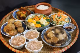 Thịt đông mềm mịn, đậm đà đãi khách đầu xuân