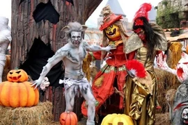 Những địa điểm Halloween rùng rợn nhất thế giới khiến du khách mê hoặc