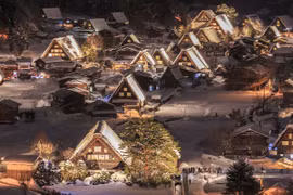 Shirakawago mùa tuyết rơi, ngôi làng khiến du khách mê từ cái nhìn đầu tiên