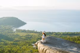 5 quán cà phê view ‘triệu đô’ trên đèo Hải Vân khiến du khách mê mẩn