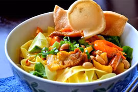 'Ăn sập' Đà Nẵng với 8 đặc sản ngon nức tiếng, rẻ bất ngờ