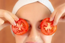 Ăn gì để giảm quầng thâm và bọng mắt hiệu quả?