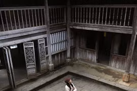 Khám phá dinh thự Vua Mèo 'góc sống ảo' cổ kính giữa cao nguyên đá Đồng Văn