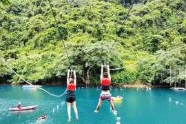 6 'ốc đảo xanh' mát rượi ở Quảng Trị du khách không thể bỏ qua